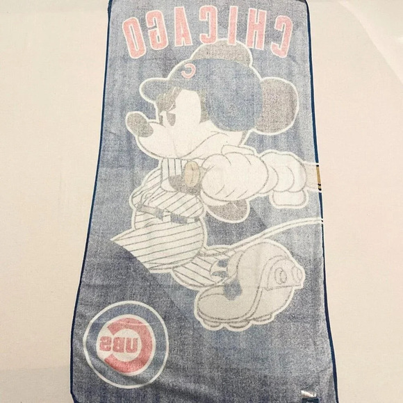 Chicago Cubs MLB Mickey Mouse Baseball Beach Towel 56.5 x 29.5 FLAWS - Picture 2 of 16
